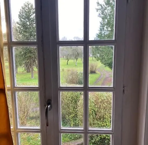 Hébergement de vacances Maison Individuelle Dans Un Parc